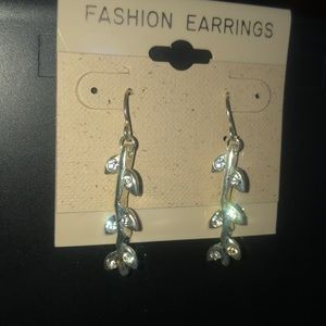 Earings